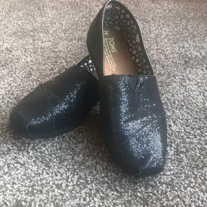 Black glitter Toms